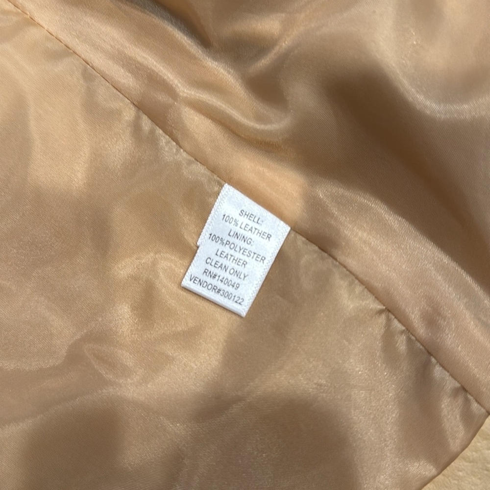 Women’s leather blazer - Picture 7 of 9